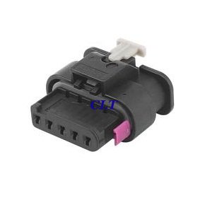 1718808-1 AMP 1.2 series 5 pin connector